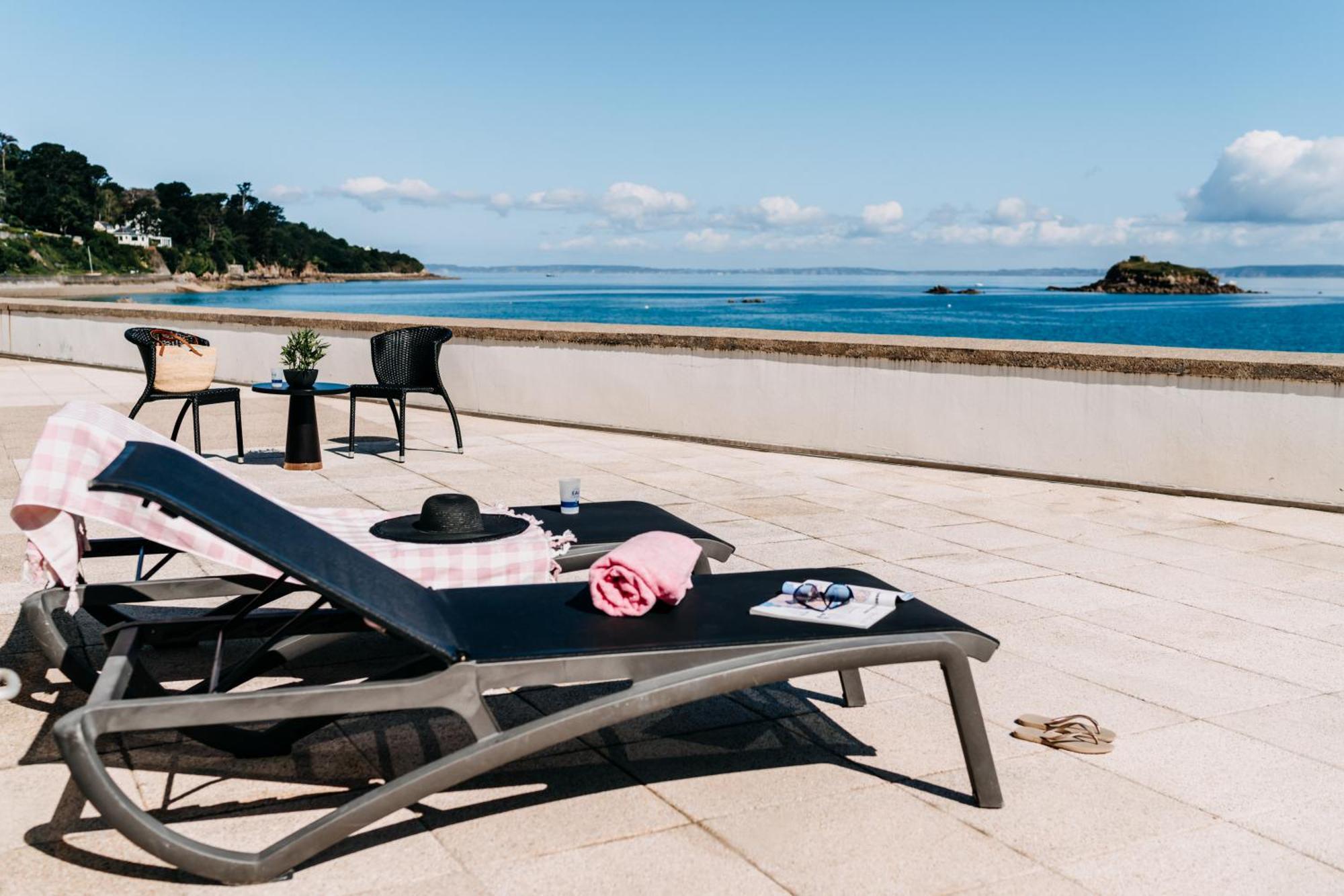 Hotel Valdys Thalasso & Spa - La Baie Douarnenez Exterior photo